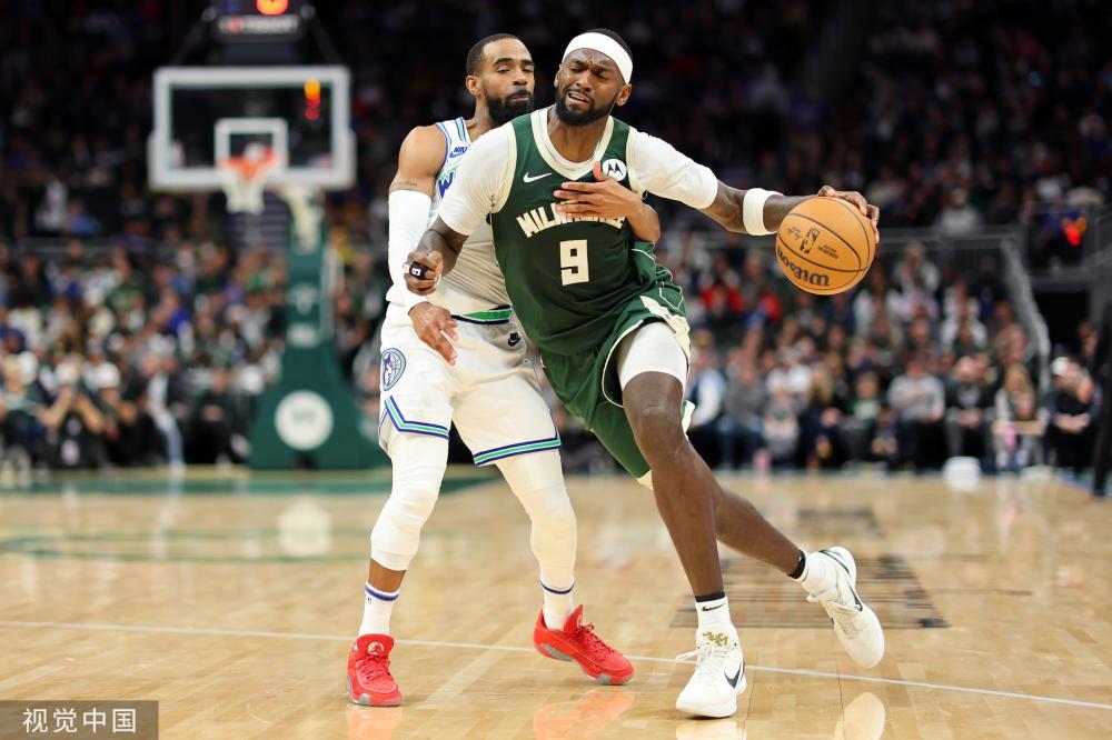 他甚至果断 他甚至果断